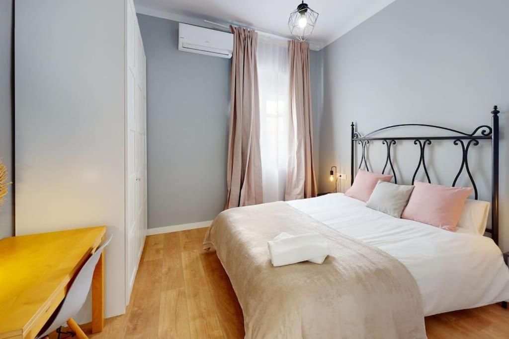Bright Flat Rosaleda Leilighet Málaga Eksteriør bilde